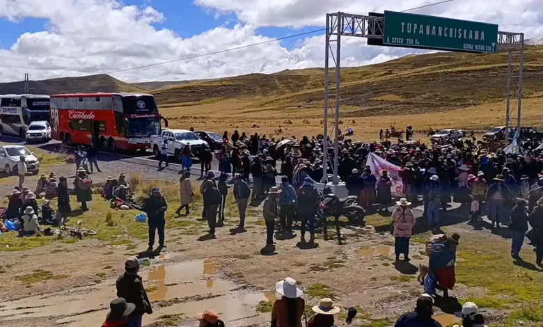 Paro de 48 horas contra la contaminación de la cuenca Llallimayo 1 Paro de 48 horas contra la contaminacion de la cuenca Llallimayo